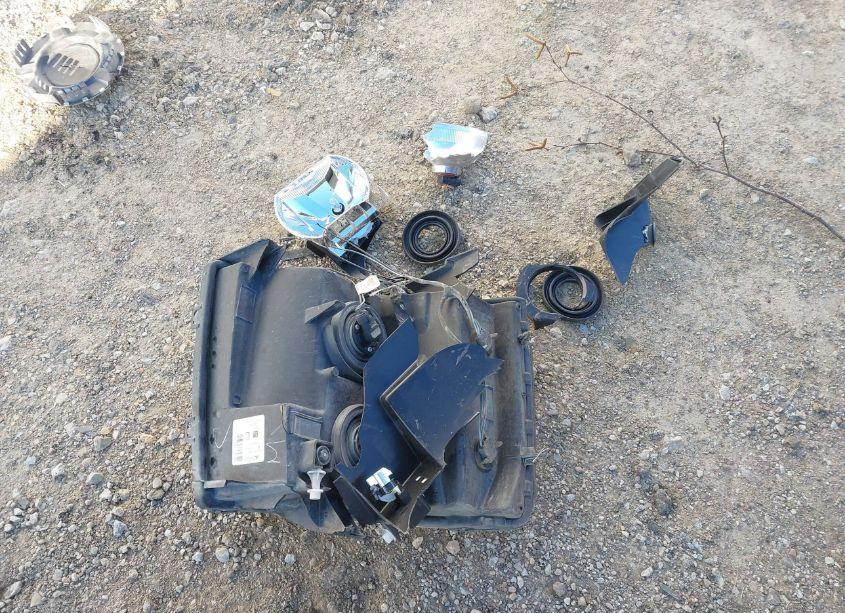 Photo 12 of 2011 Chevrolet Silverado 1500 LT (VIN 3GCPKSE39BG195294)