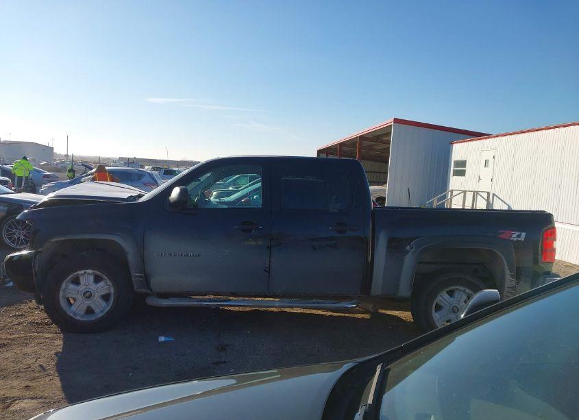 Photo 15 of 2011 Chevrolet Silverado 1500 LT (VIN 3GCPKSE39BG195294)