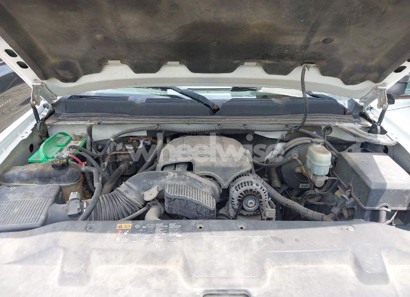 Photo 10 of 2011 Chevrolet Silverado 1500 LT (VIN 3GCPKSE39BG371518)