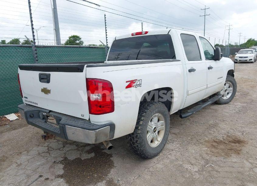 Photo 4 of 2011 Chevrolet Silverado 1500 LT (VIN 3GCPKSE39BG371518)