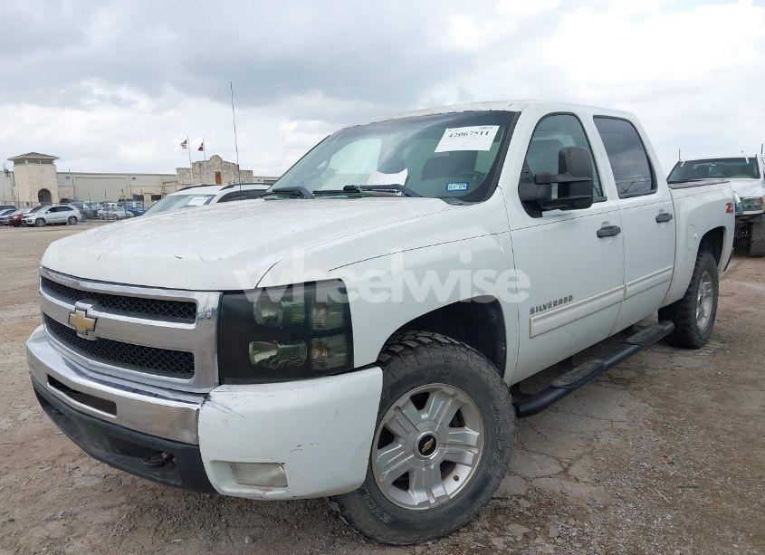 Photo 6 of 2011 Chevrolet Silverado 1500 LT (VIN 3GCPKSE39BG371518)