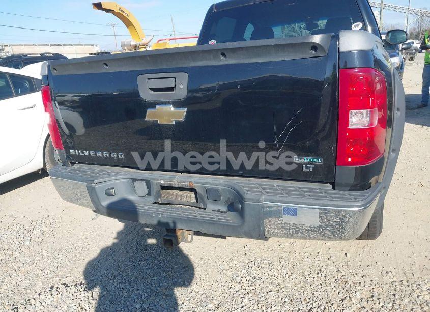 Photo 6 of 2011 Chevrolet Silverado 1500 LT (VIN 3GCPKSE39BG399027)