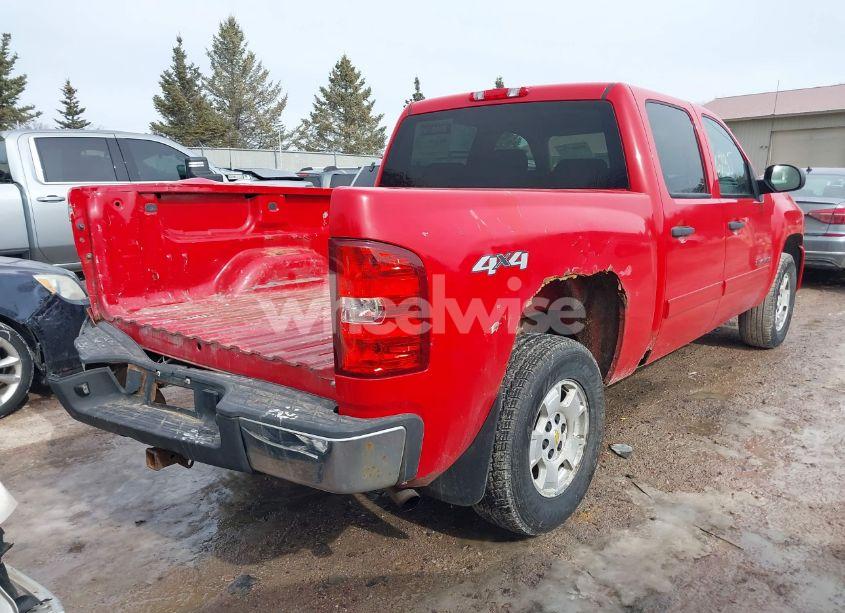 Photo 4 of 2011 Chevrolet Silverado 1500 LT (VIN 3GCPKSE39BG401584)