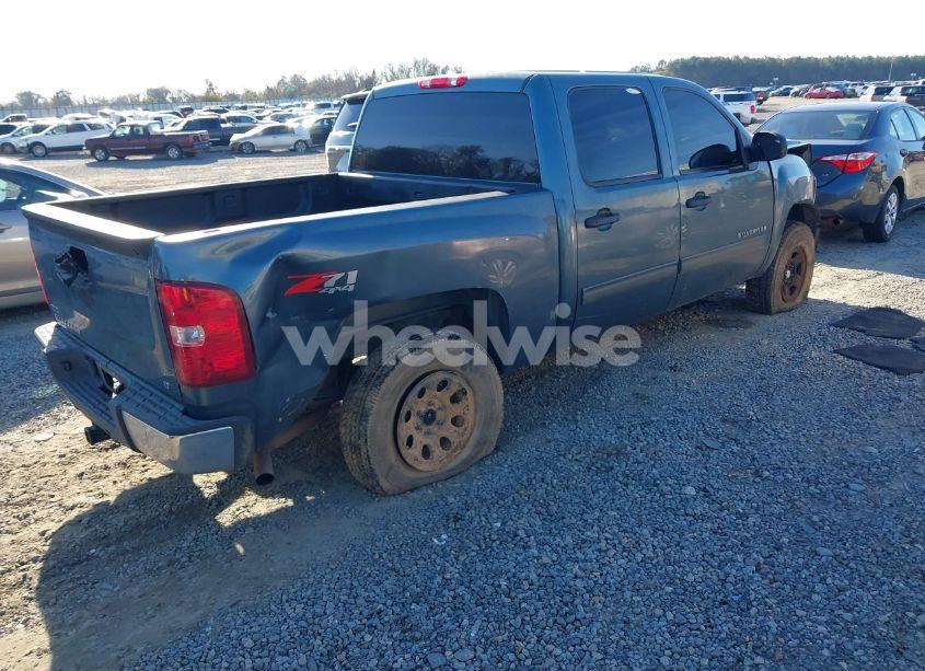 Photo 4 of 2011 Chevrolet Silverado 1500 LT (VIN 3GCPKSE3XBG172624)