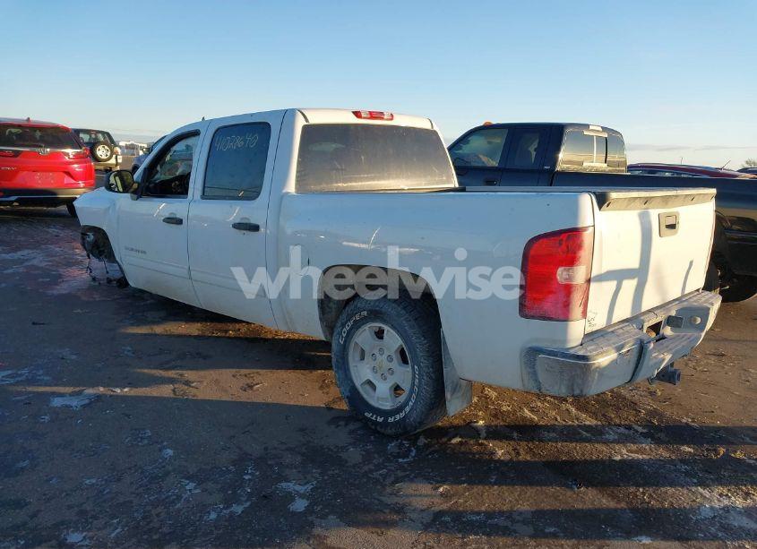 Photo 3 of 2012 Chevrolet Silverado 1500 LT (VIN 3GCPKSE70CG102845)