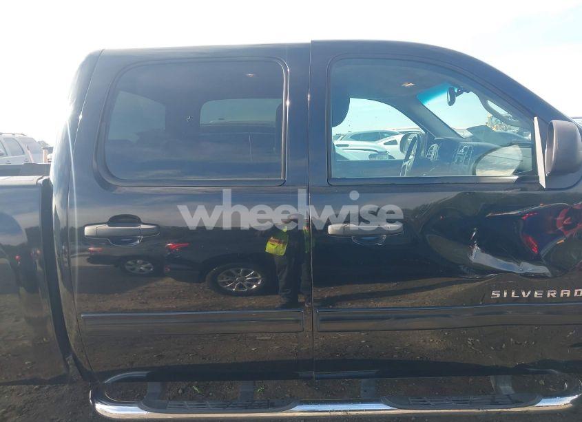 Photo 14 of 2013 Chevrolet Silverado 1500 LT (VIN 3GCPKSE70DG105939)