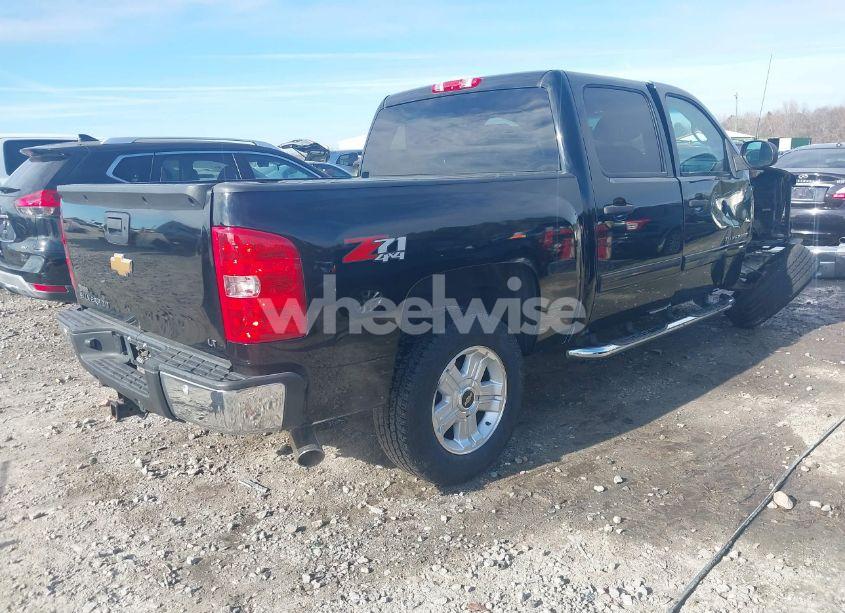 Photo 4 of 2013 Chevrolet Silverado 1500 LT (VIN 3GCPKSE70DG105939)