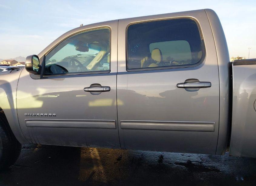 Photo 14 of 2013 Chevrolet Silverado 1500 LT (VIN 3GCPKSE70DG109456)