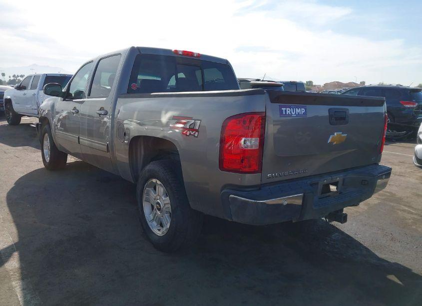 Photo 3 of 2013 Chevrolet Silverado 1500 LT (VIN 3GCPKSE70DG109456)