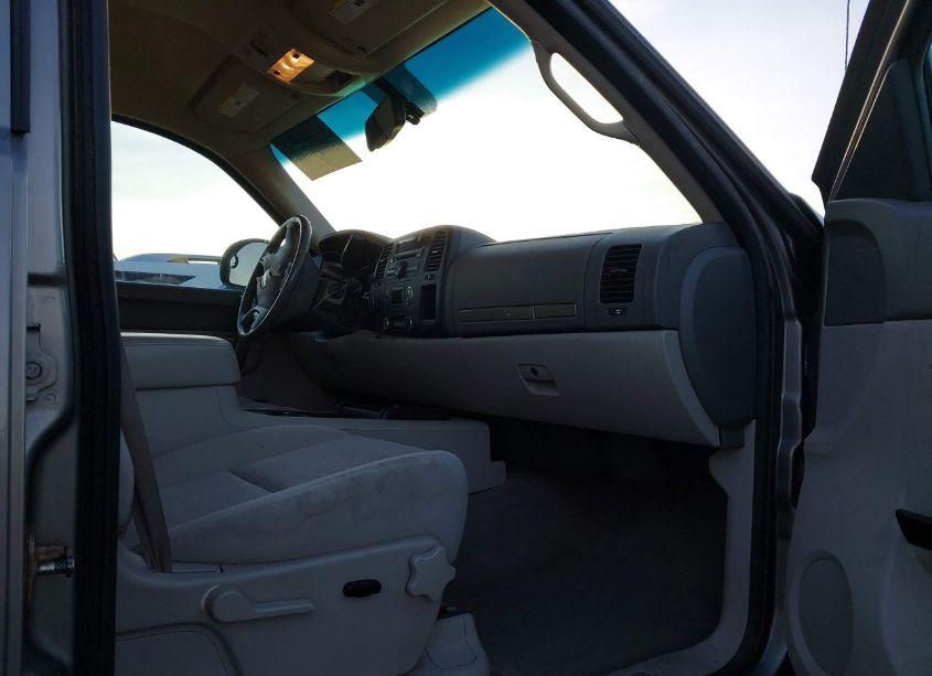 Photo 5 of 2013 Chevrolet Silverado 1500 LT (VIN 3GCPKSE70DG109456)
