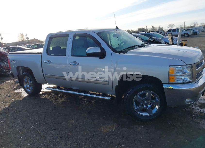 Photo 13 of 2013 Chevrolet Silverado 1500 LT (VIN 3GCPKSE70DG156311)
