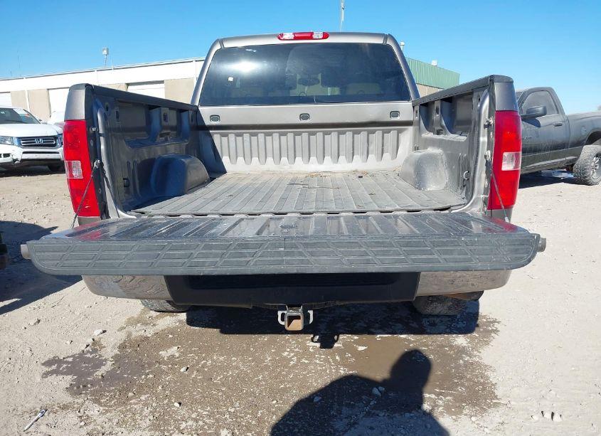 Photo 16 of 2013 Chevrolet Silverado 1500 LT (VIN 3GCPKSE70DG211002)