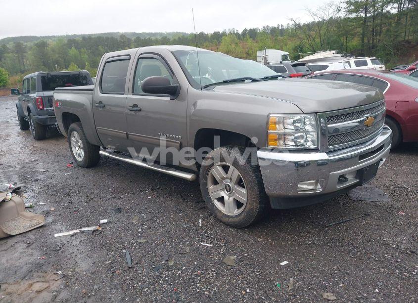2013 Chevrolet Silverado 1500 LT (VIN 3GCPKSE70DG301573) main photo