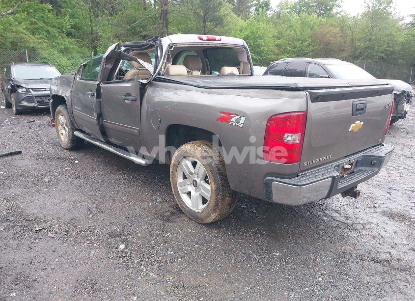 Photo 3 of 2013 Chevrolet Silverado 1500 LT (VIN 3GCPKSE70DG301573)