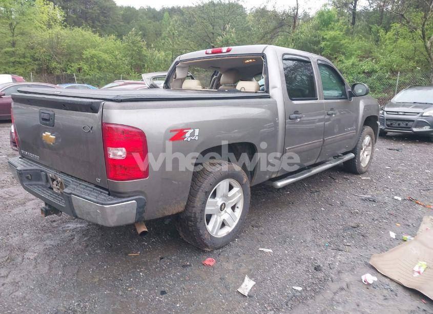 Photo 4 of 2013 Chevrolet Silverado 1500 LT (VIN 3GCPKSE70DG301573)