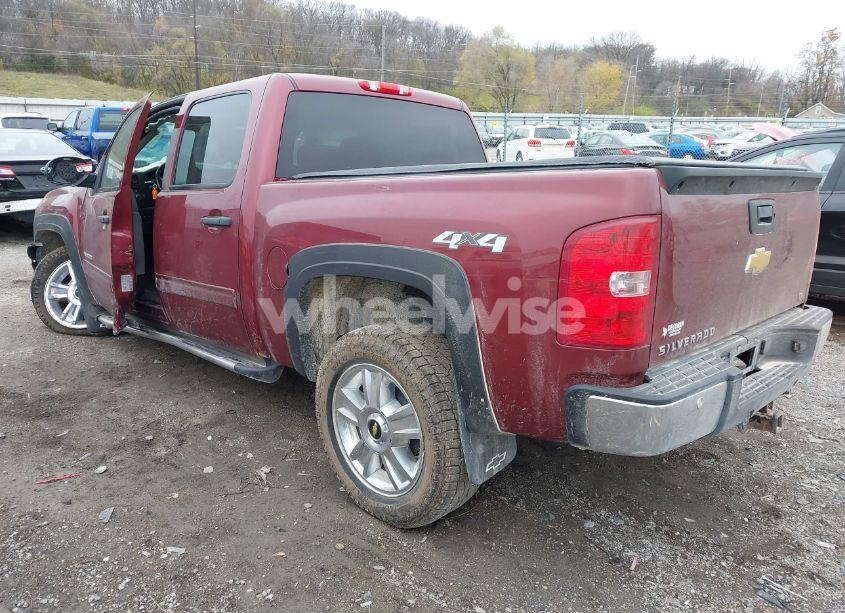 Photo 3 of 2013 Chevrolet Silverado 1500 LT (VIN 3GCPKSE70DG331060)