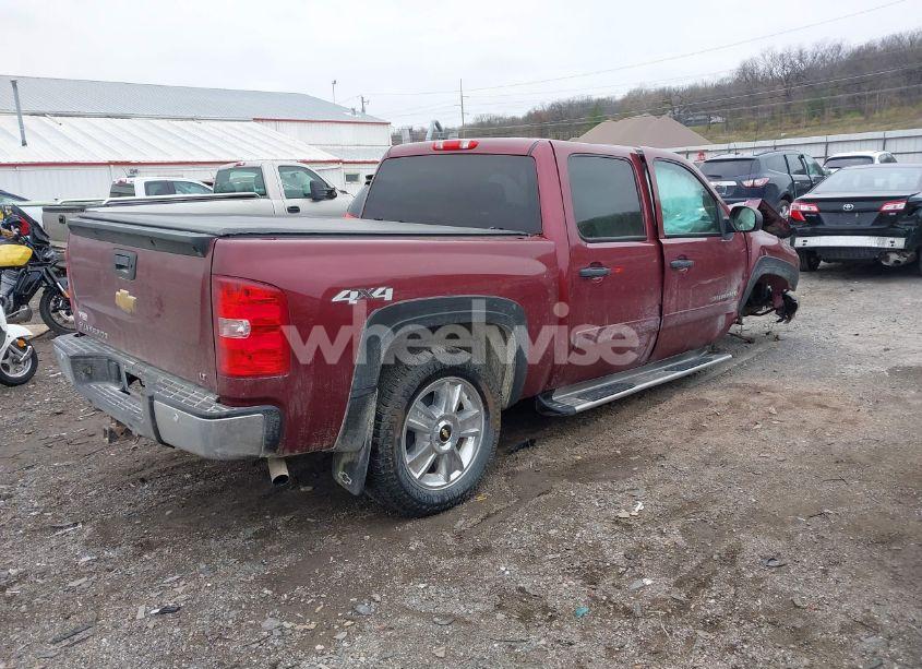 Photo 4 of 2013 Chevrolet Silverado 1500 LT (VIN 3GCPKSE70DG331060)