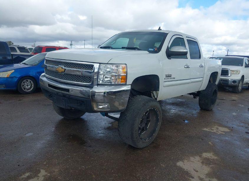 Photo 2 of 2012 Chevrolet Silverado 1500 LT (VIN 3GCPKSE71CG193530)