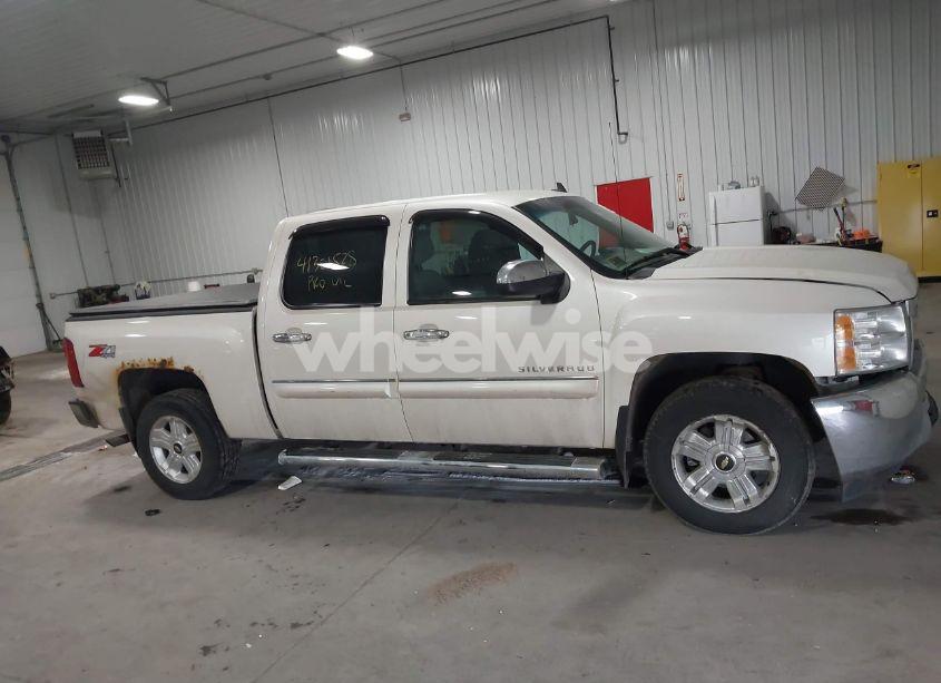 Photo 13 of 2012 Chevrolet Silverado 1500 LT (VIN 3GCPKSE71CG253287)