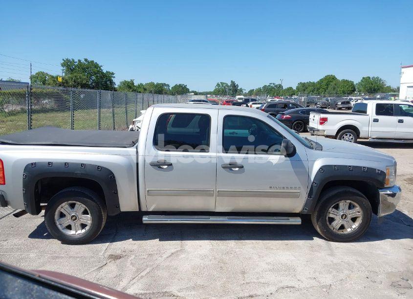 Photo 13 of 2013 Chevrolet Silverado 1500 LT (VIN 3GCPKSE71DG203443)