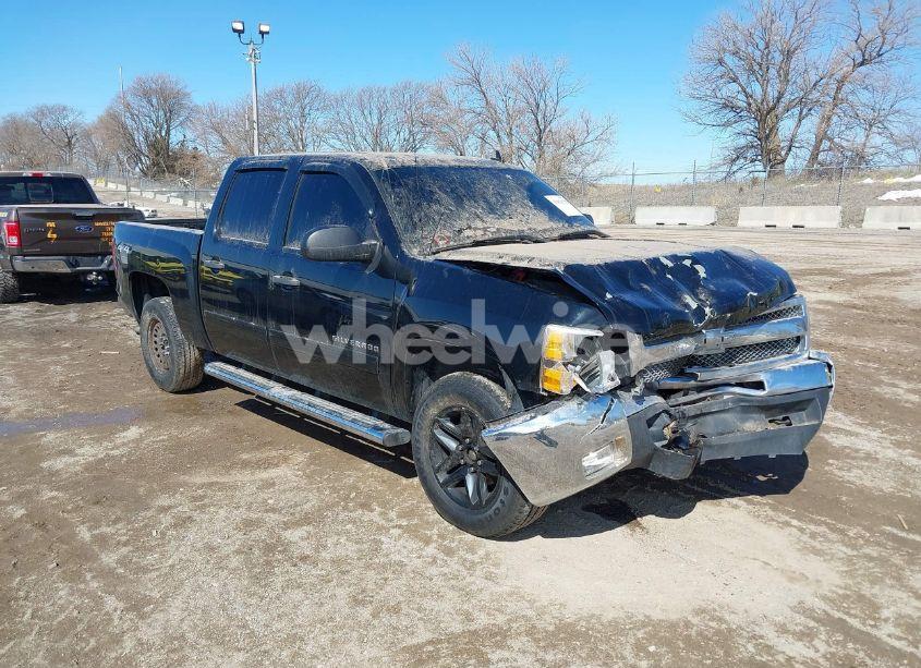 2013 Chevrolet Silverado 1500 LT (VIN 3GCPKSE71DG269507) main photo