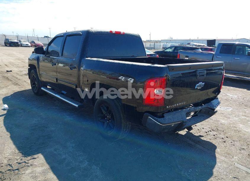 Photo 3 of 2013 Chevrolet Silverado 1500 LT (VIN 3GCPKSE71DG269507)