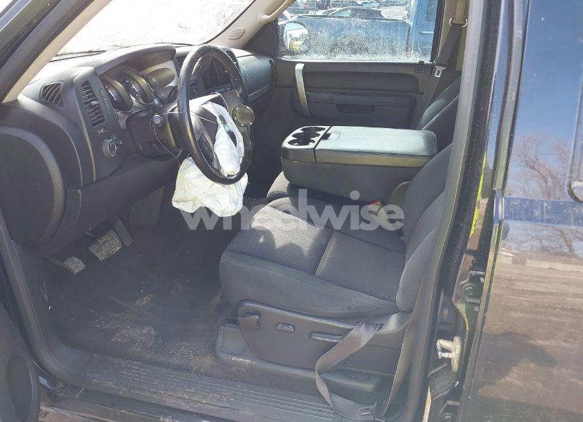 Photo 5 of 2013 Chevrolet Silverado 1500 LT (VIN 3GCPKSE71DG269507)