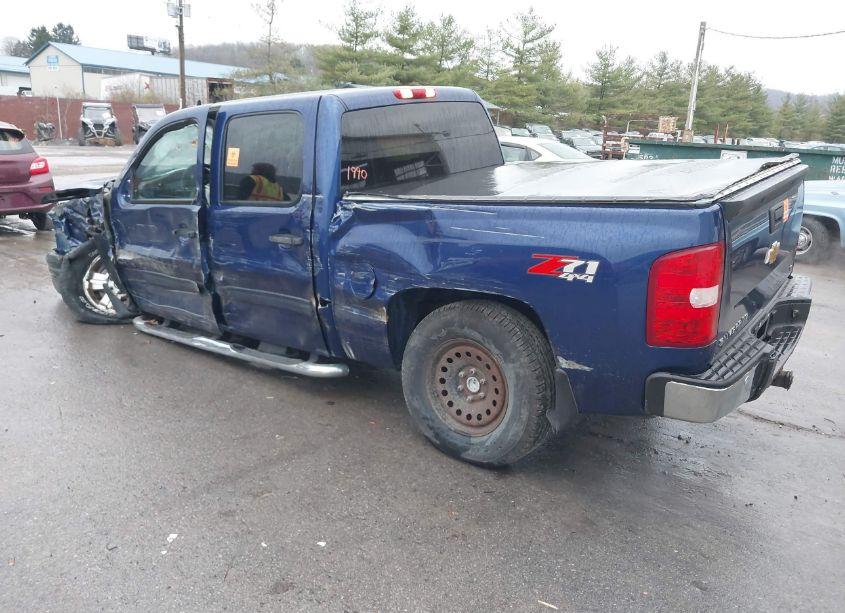 Photo 3 of 2013 Chevrolet Silverado 1500 LT (VIN 3GCPKSE71DG331990)