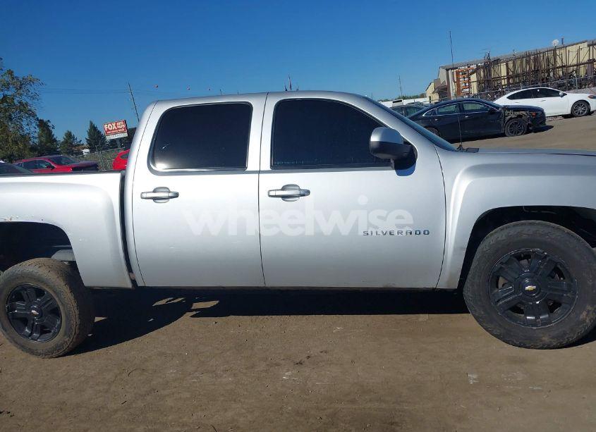 Photo 13 of 2012 Chevrolet Silverado 1500 LT (VIN 3GCPKSE72CG239172)