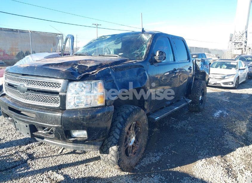 Photo 2 of 2012 Chevrolet Silverado 1500 LT (VIN 3GCPKSE72CG275430)