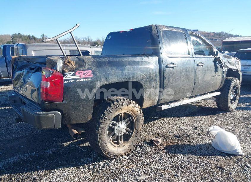 Photo 4 of 2012 Chevrolet Silverado 1500 LT (VIN 3GCPKSE72CG275430)