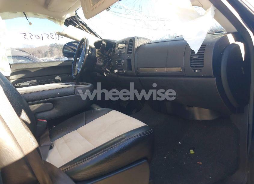 Photo 5 of 2012 Chevrolet Silverado 1500 LT (VIN 3GCPKSE72CG275430)