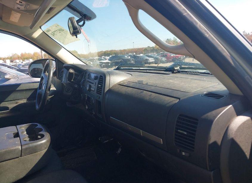 Photo 5 of 2012 Chevrolet Silverado 1500 LT (VIN 3GCPKSE72CG281373)