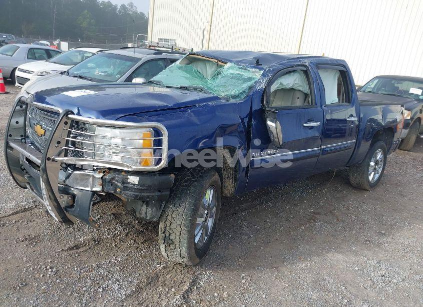 Photo 2 of 2012 Chevrolet Silverado 1500 LT (VIN 3GCPKSE72CG303131)