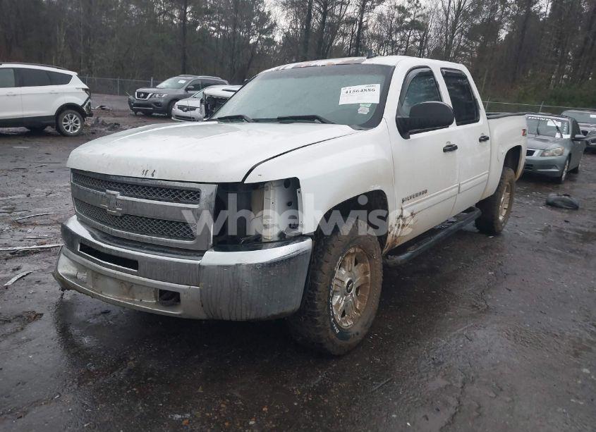 Photo 2 of 2013 Chevrolet Silverado 1500 LT (VIN 3GCPKSE72DG164751)