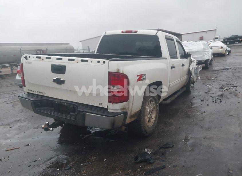 Photo 4 of 2013 Chevrolet Silverado 1500 LT (VIN 3GCPKSE72DG164751)