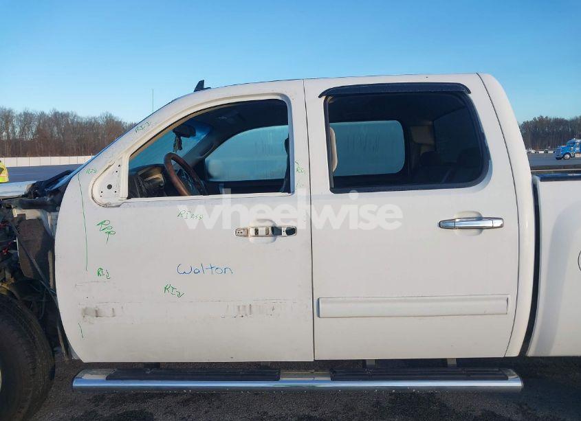 Photo 15 of 2013 Chevrolet Silverado 1500 LT (VIN 3GCPKSE72DG241988)