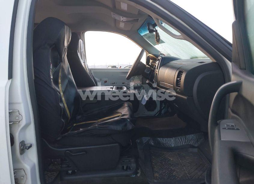 Photo 5 of 2013 Chevrolet Silverado 1500 LT (VIN 3GCPKSE72DG241988)