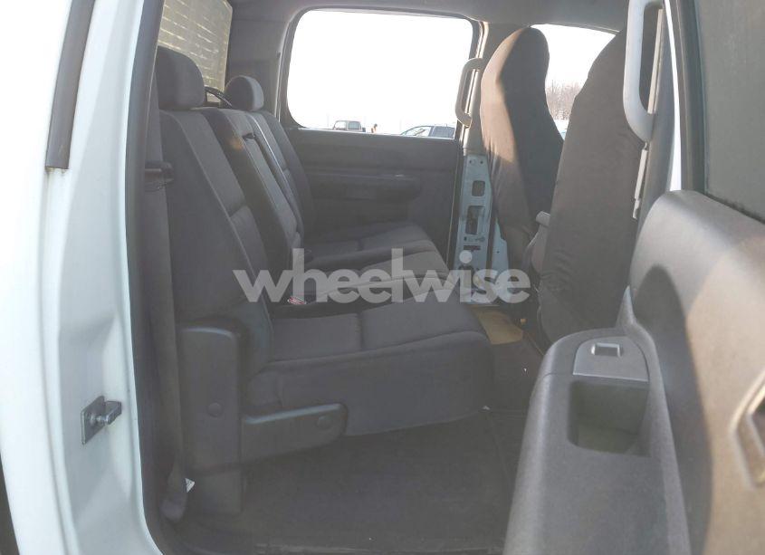 Photo 8 of 2013 Chevrolet Silverado 1500 LT (VIN 3GCPKSE72DG241988)