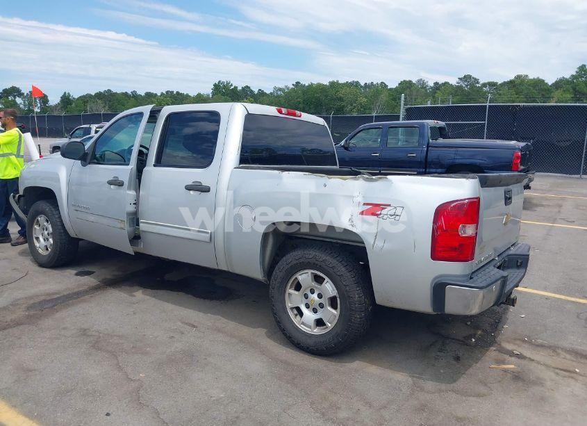 Photo 3 of 2012 Chevrolet Silverado 1500 LT (VIN 3GCPKSE73CG236121)