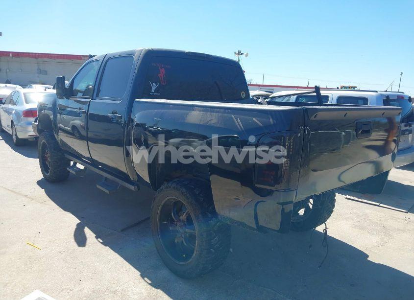 Photo 3 of 2012 Chevrolet Silverado 1500 LT (VIN 3GCPKSE73CG259642)