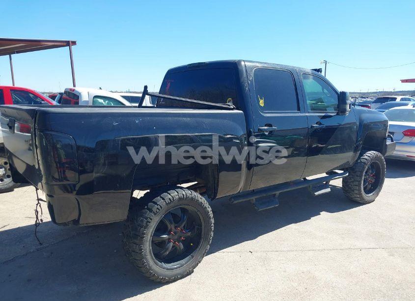 Photo 4 of 2012 Chevrolet Silverado 1500 LT (VIN 3GCPKSE73CG259642)