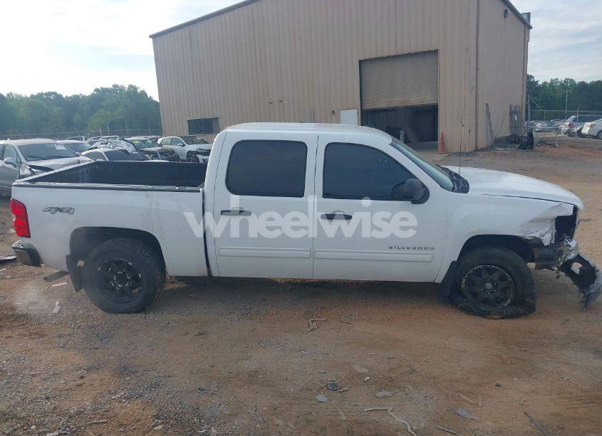 Photo 13 of 2013 Chevrolet Silverado 1500 LT (VIN 3GCPKSE73DG204089)