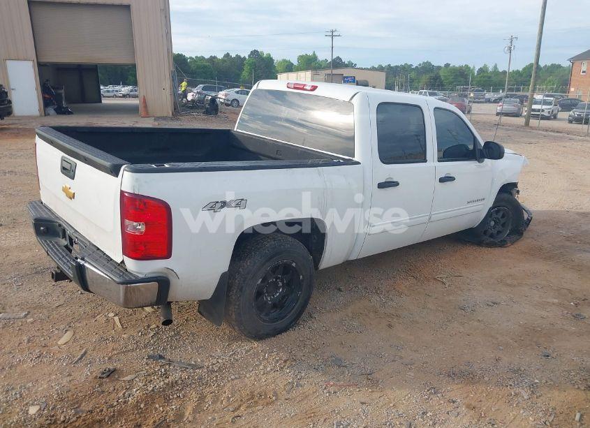 Photo 4 of 2013 Chevrolet Silverado 1500 LT (VIN 3GCPKSE73DG204089)