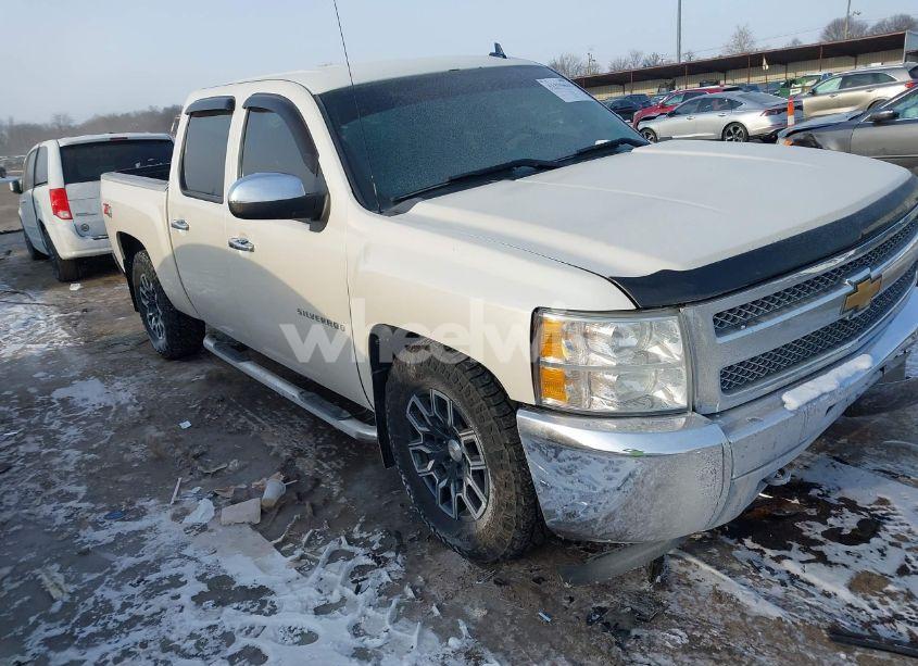 2013 Chevrolet Silverado 1500 LT (VIN 3GCPKSE73DG349892) main photo