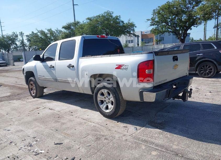 Photo 3 of 2013 Chevrolet Silverado 1500 LT (VIN 3GCPKSE74DG267122)