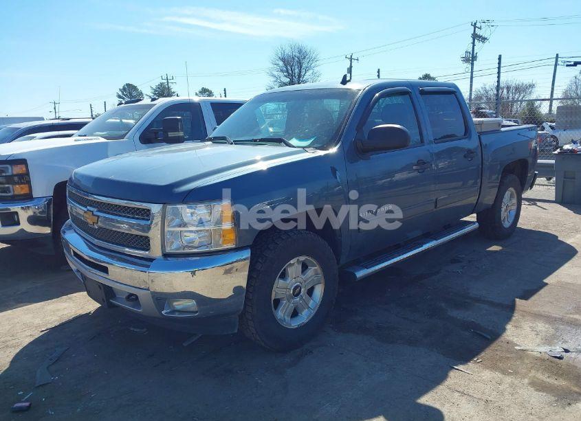 Photo 2 of 2013 Chevrolet Silverado 1500 LT (VIN 3GCPKSE74DG278671)