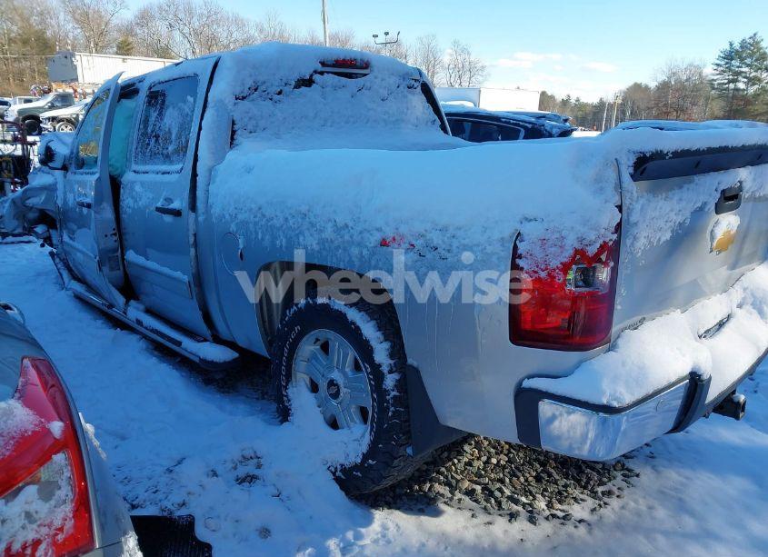 Photo 3 of 2013 Chevrolet Silverado 1500 LT (VIN 3GCPKSE74DG306629)