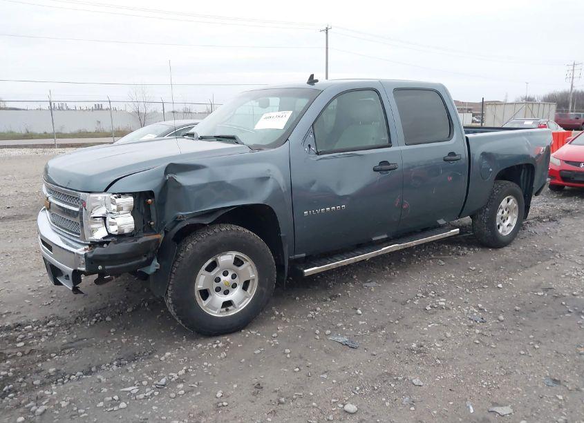 Photo 2 of 2013 Chevrolet Silverado 1500 LT (VIN 3GCPKSE74DG312821)