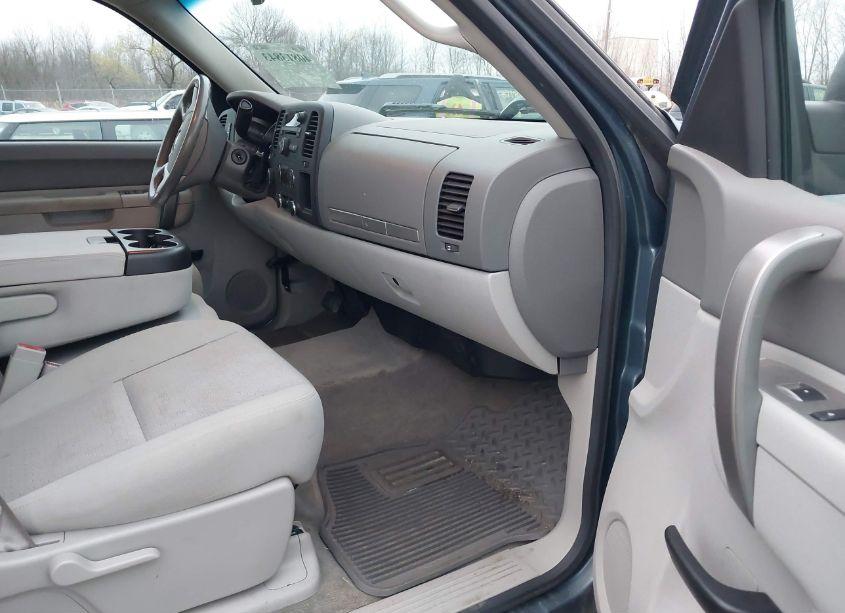 Photo 5 of 2013 Chevrolet Silverado 1500 LT (VIN 3GCPKSE74DG312821)